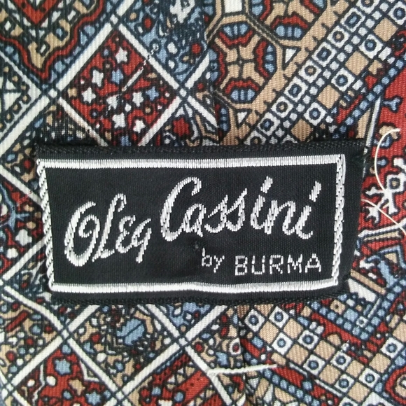 Oleg Cassini tie - Picture 3 of 4